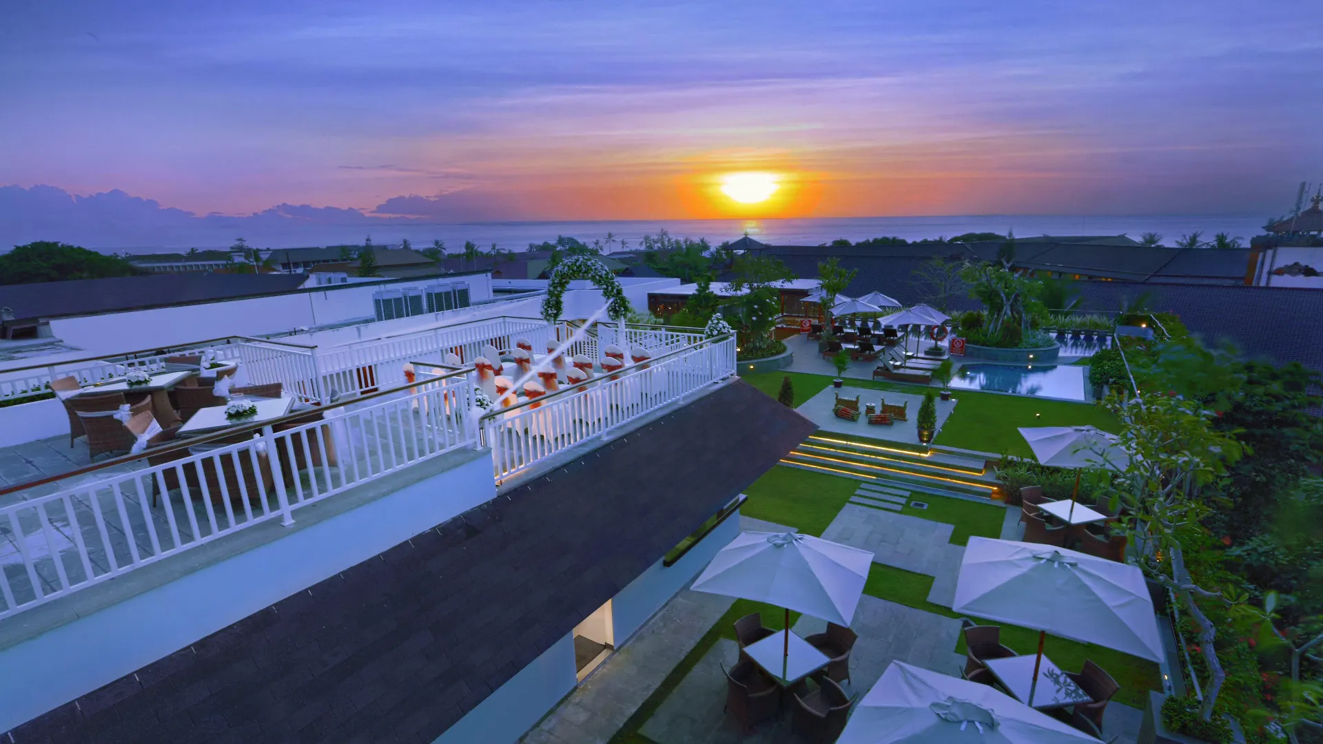 7 Business Hotels in Kartika Plaza Worth Booking Now