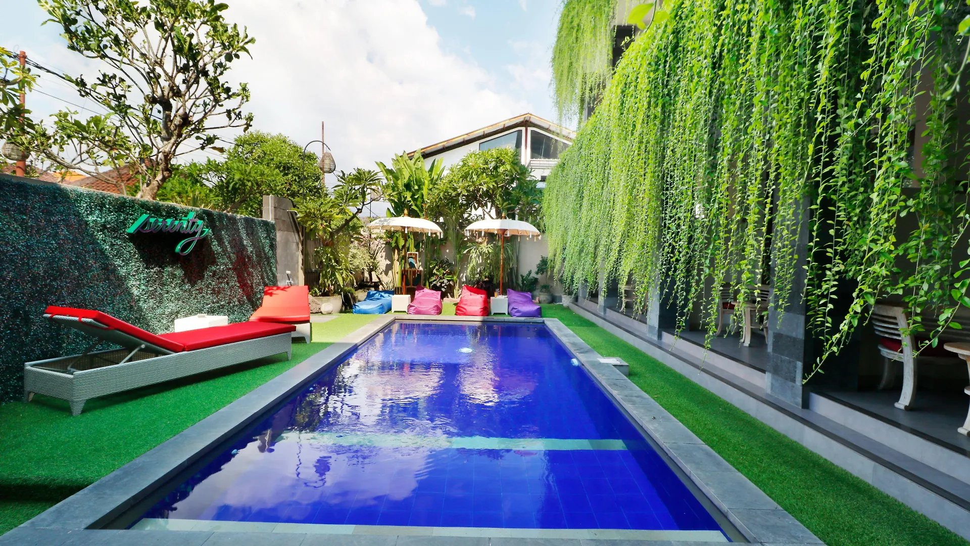 Where to Stay in Dyanapura: 4 Romantic Hotels in Seminyak