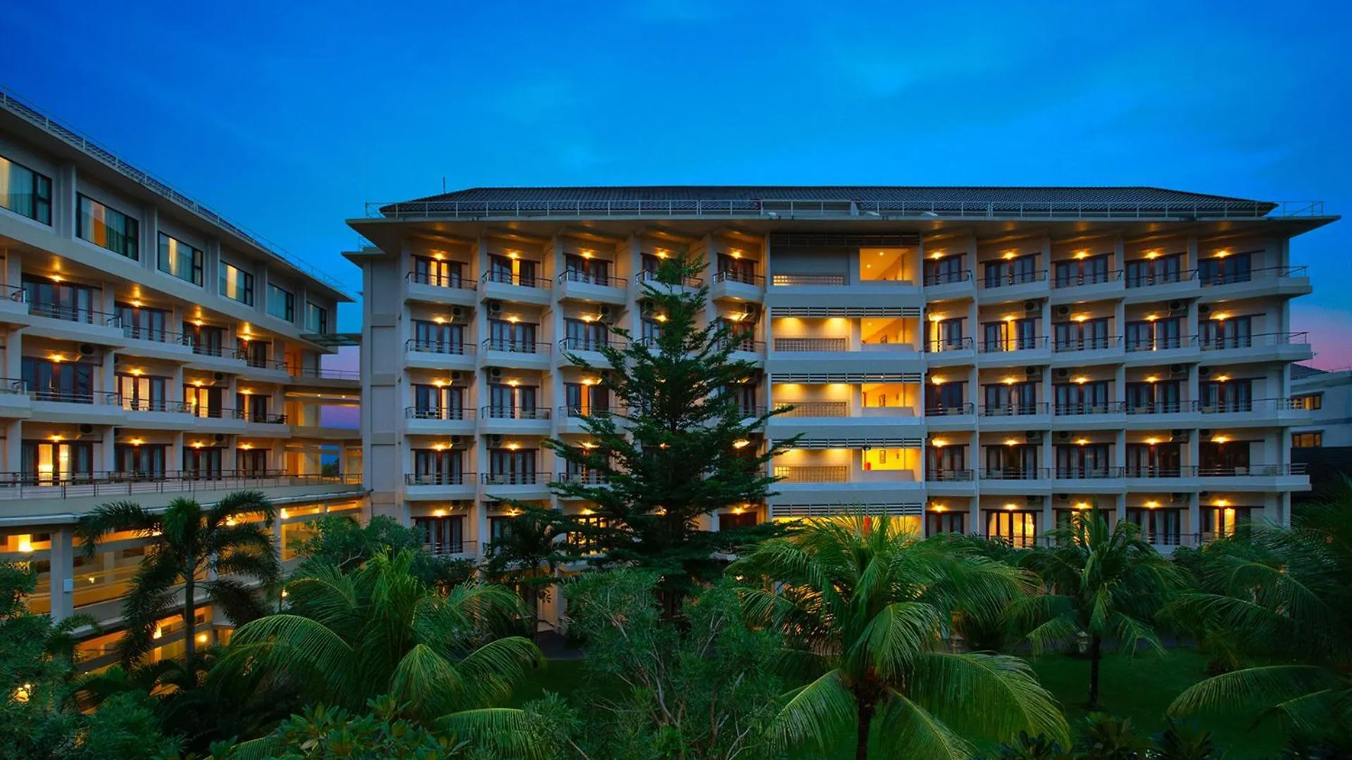 Staying in Lombok: 6 Spa Hotels Compared for Every Budget