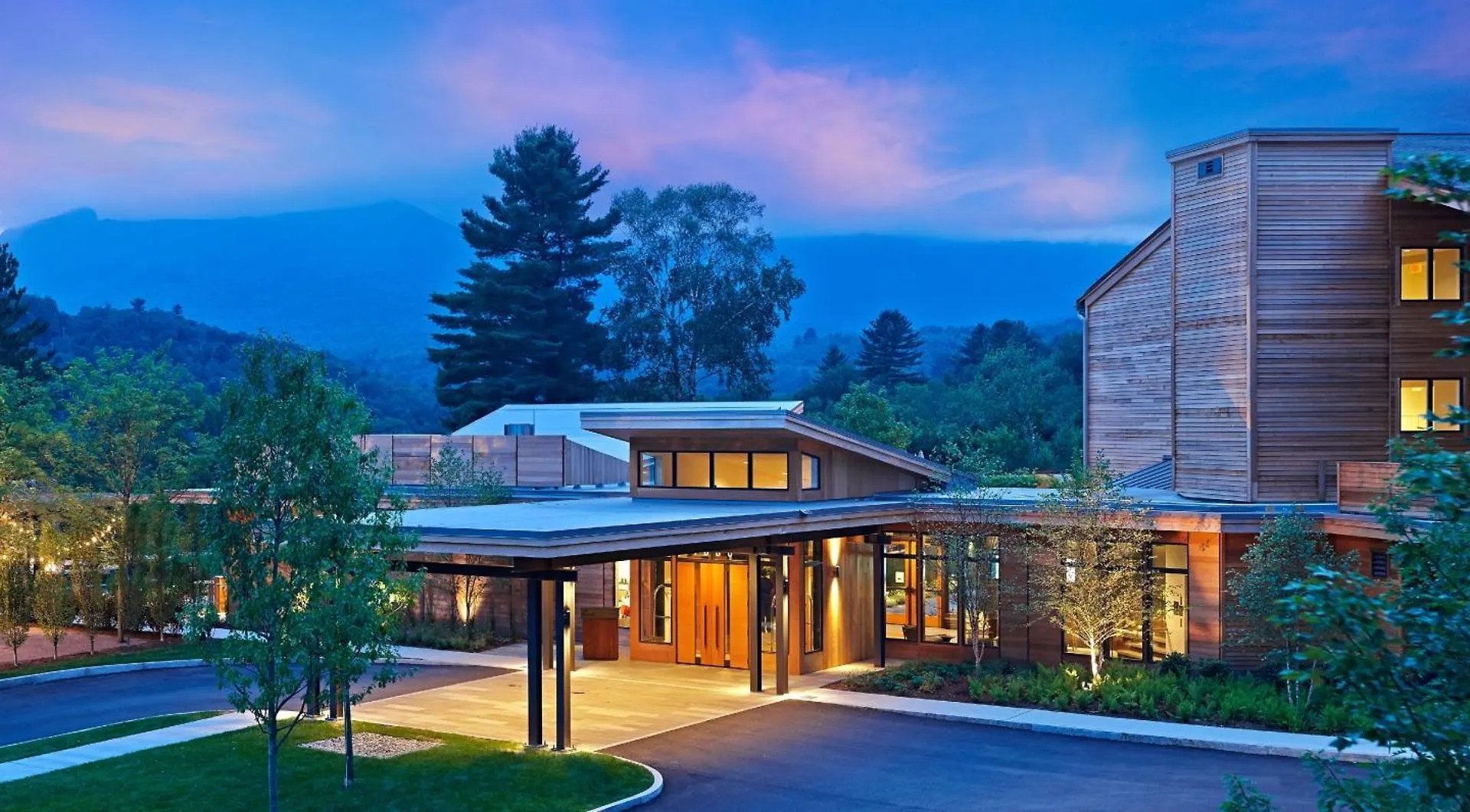 4 Top-Rated Family Hotels In New England To Book Now