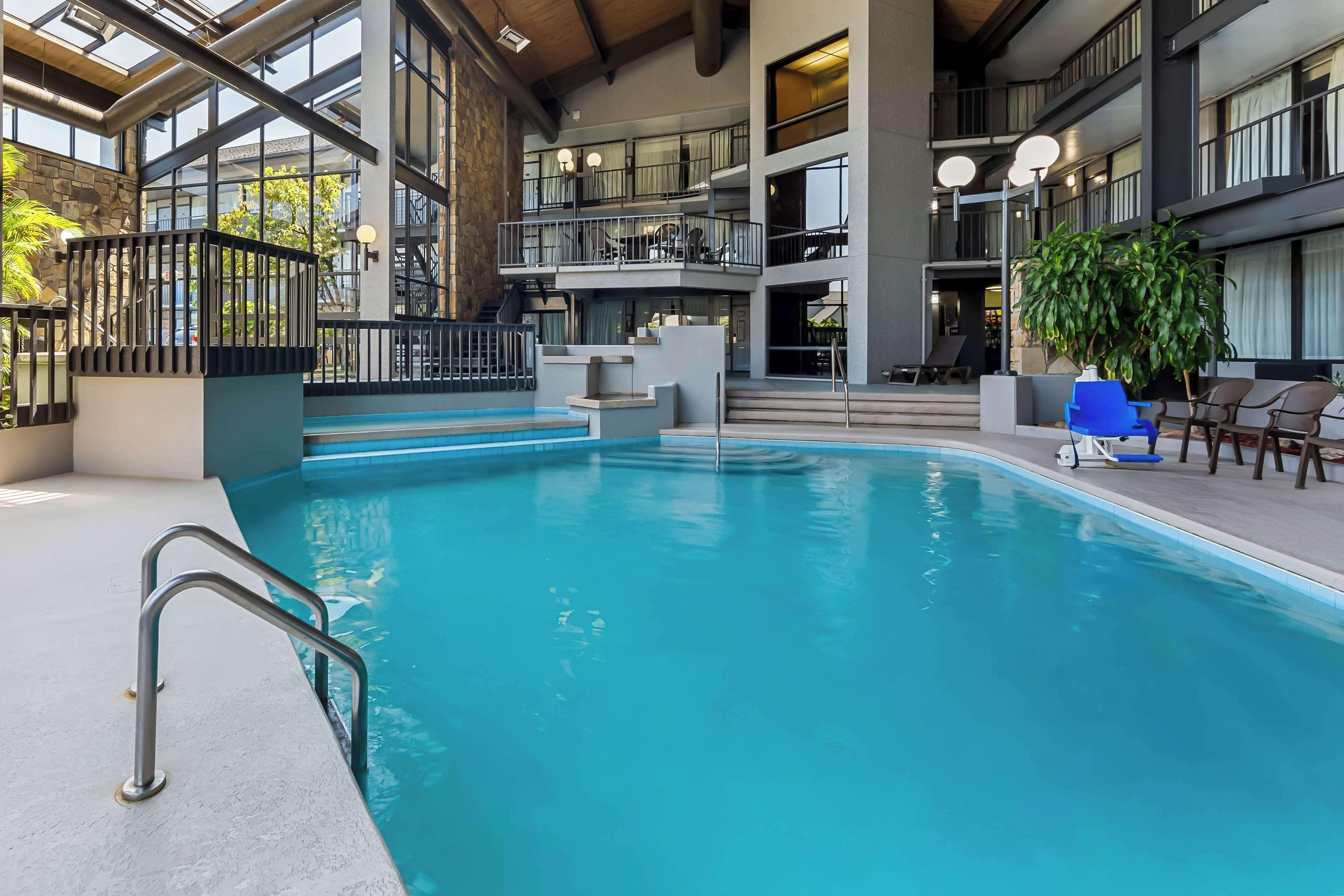 15 Central Hotels Near Dollywood Worth Booking